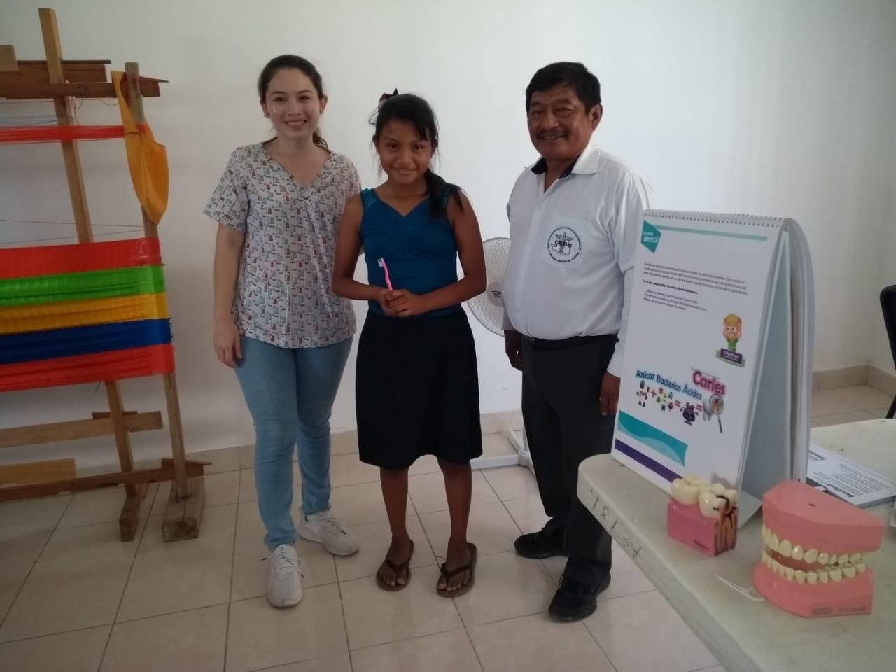 Técnica de cepillado centro comunitario Campeche